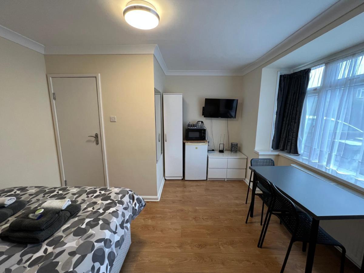 Kensal Lodge 2 Guest House Londen Buitenkant foto