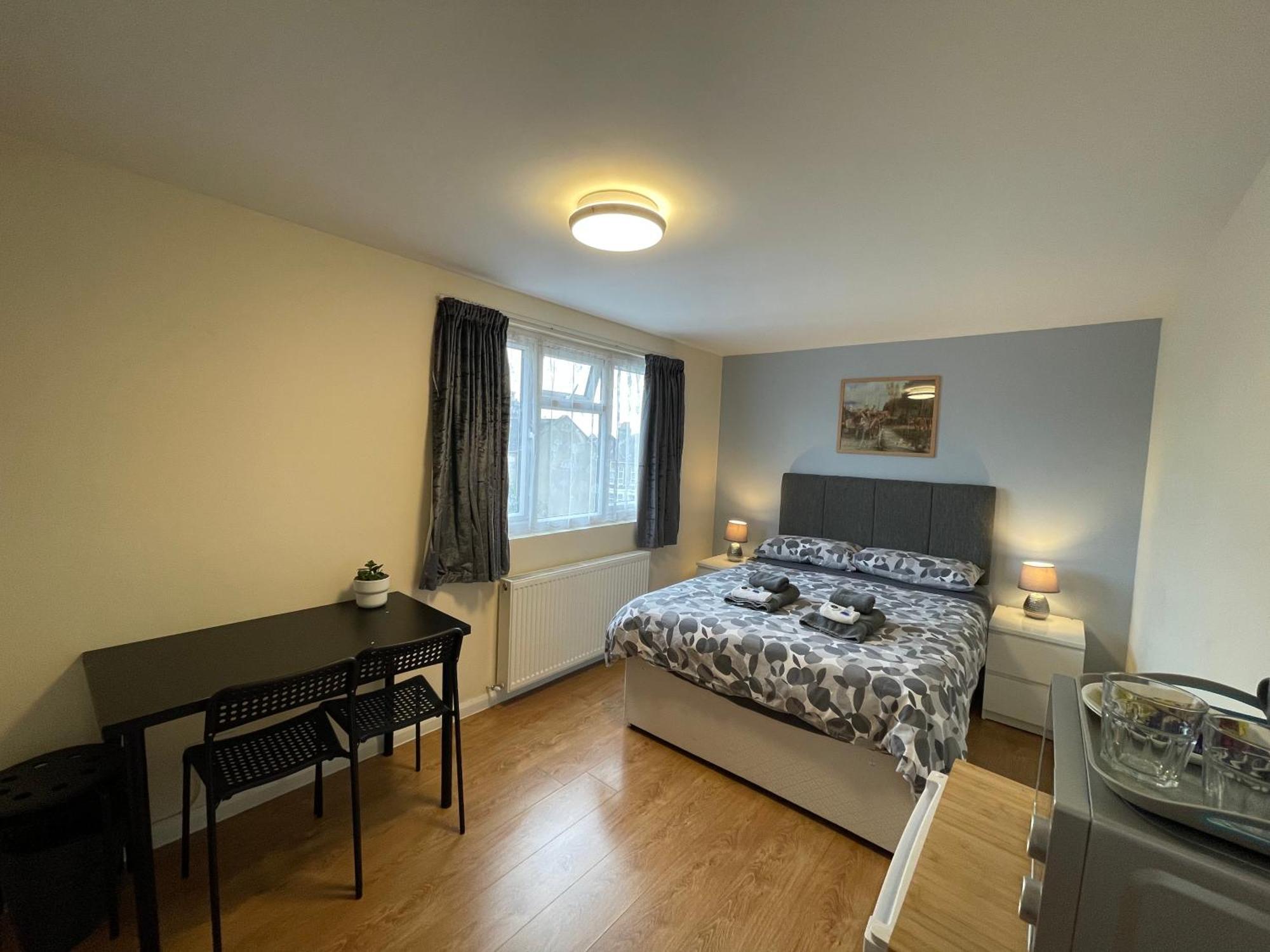 Kensal Lodge 2 Guest House Londen Buitenkant foto